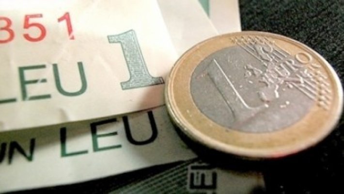 Cel mai puternic leu din ultimele 11 luni: 4,3364 lei/euro